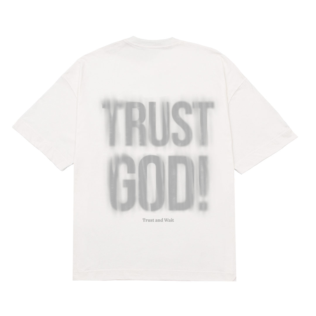 Camiseta Oversized Trust God