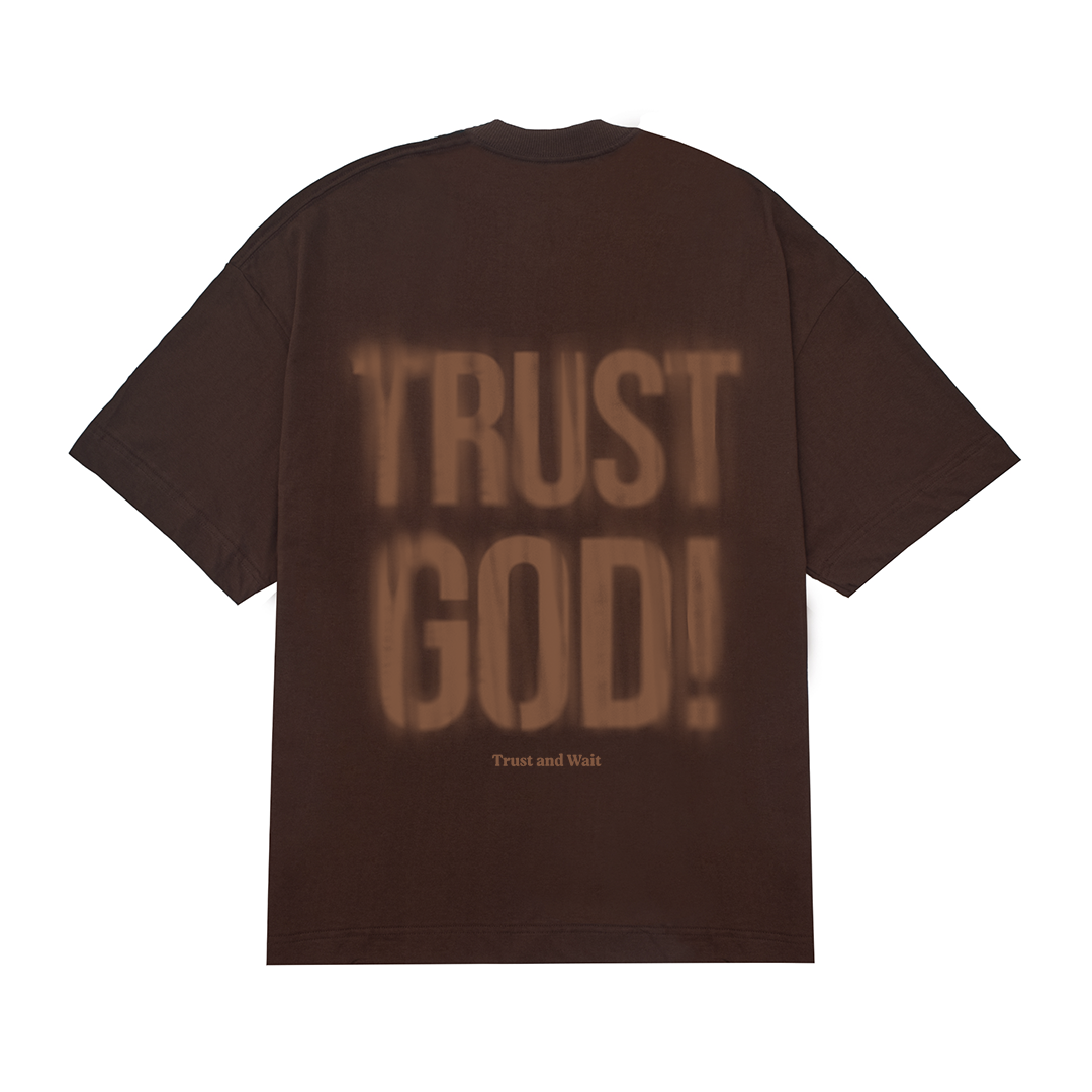 Camiseta Oversized Trust God